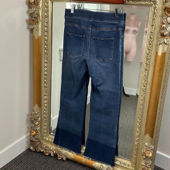 Spanx Denim Regular Fit High Rise Flare Jeans Slash Pockets Size S Blue - Picture 2 of 2